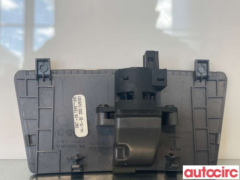 Diverse deler til Tesla Model 3 2018-2023 (Fase 1)  (TESLA|1516779-00-C)
