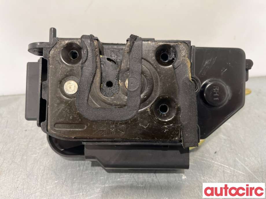 Låsekasse høyre bak til Hyundai Getz 2002-2009  (HYUNDAI|814201C020|)