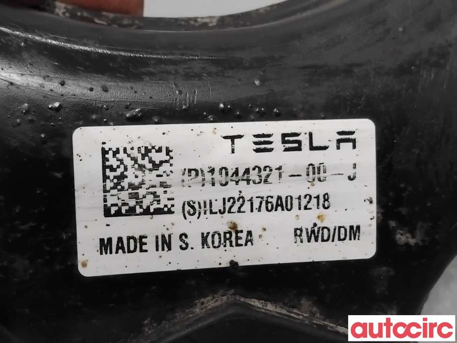 Bærebru venstre foran øvre til Tesla Model 3 2018-2023 (Fase 1) (TESLA|1044321-00-J|)