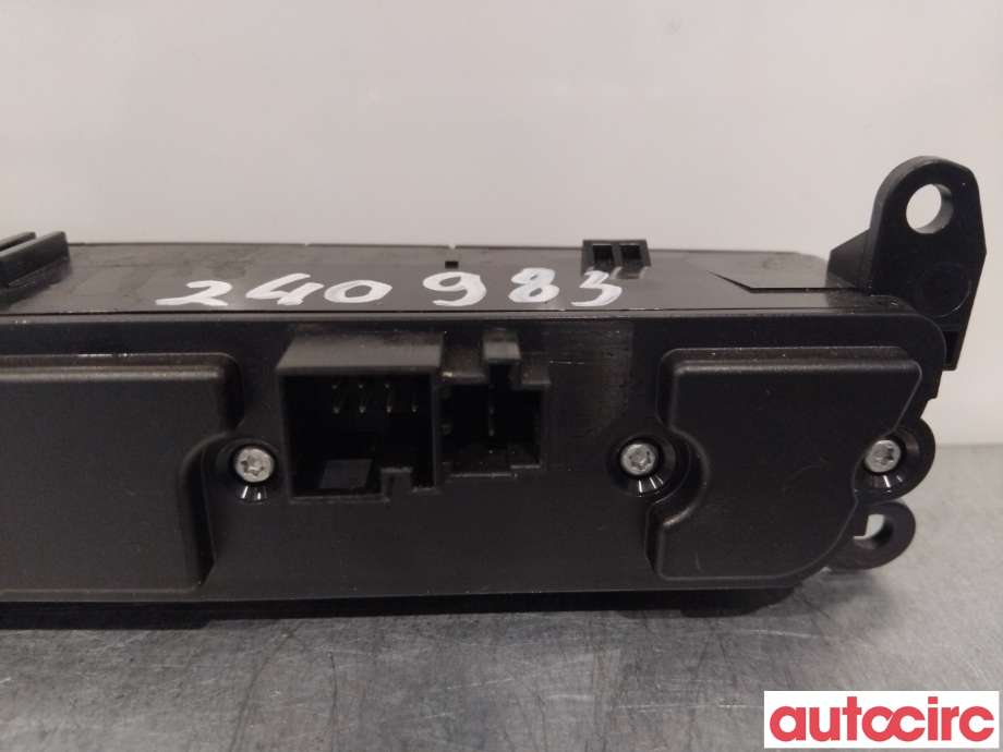 Bryter diverse til Mercedes ML 2005-2011 (W164) (W164) (MERCEDES|A1648702810|)