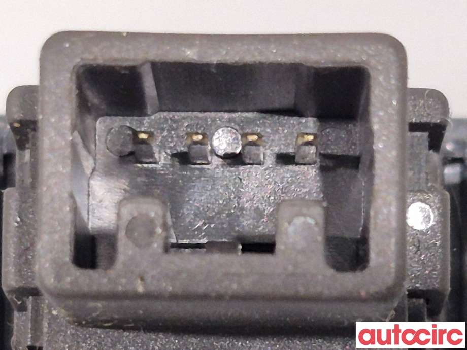 Bryter diverse til Toyota Auris 2013-2015 (Type II, Fase 1)  (TOYOTA|8415202080|)