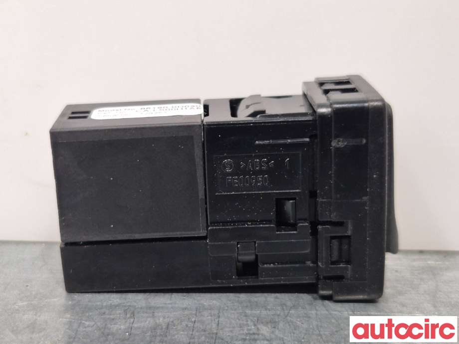Diverse deler til Toyota Auris 2013-2015 (Type II, Fase 1)  (TOYOTA|861900D030|)