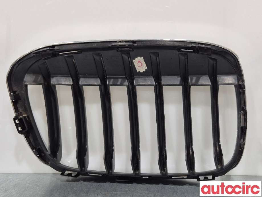 Grill venstre til BMW X1 2015-2022 (F48) (F48) (BMW|51117383365|)