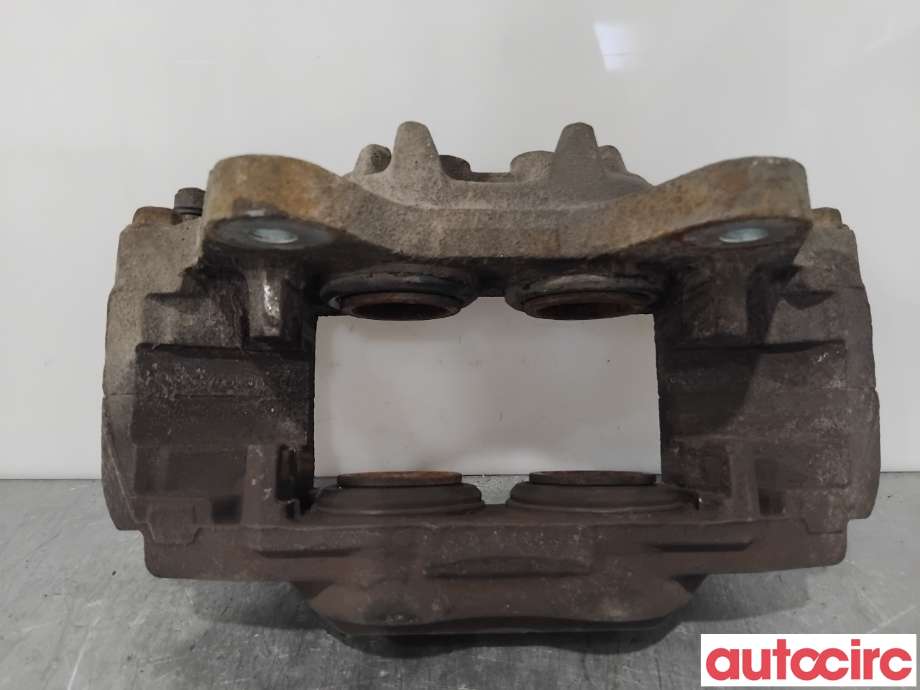 Bremsecaliper høyre foran til Mitsubishi Pajero 2007-2016 (Type IV, Fase 1)  (MITSUBISHI|4605B706|)