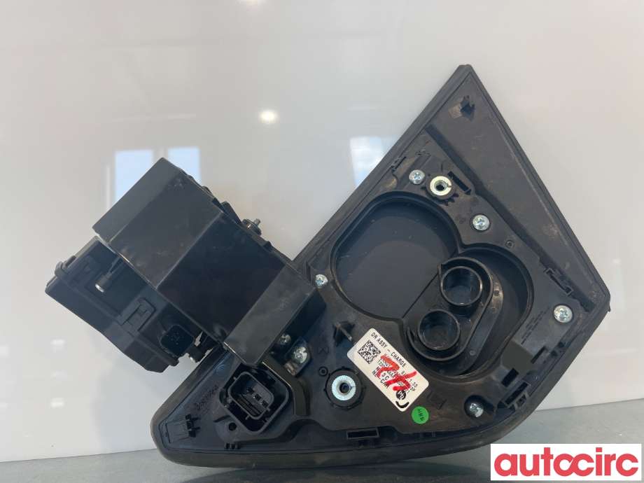 Batterilader inntak/luke til Hyundai Ioniq 5 2021-->>  (HYUNDAI|695C0GI010U3P)