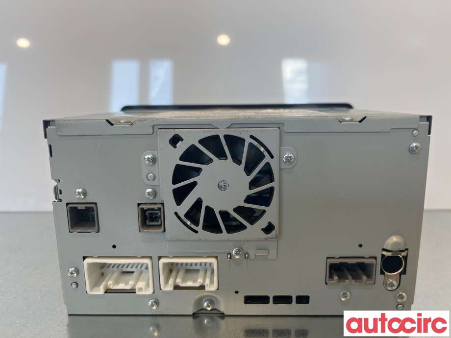 Bilstereo diverse til Mitsubishi Outlander 2012-2015 (Type III, Fase 1)  (MITSUBISHI|8701A495)