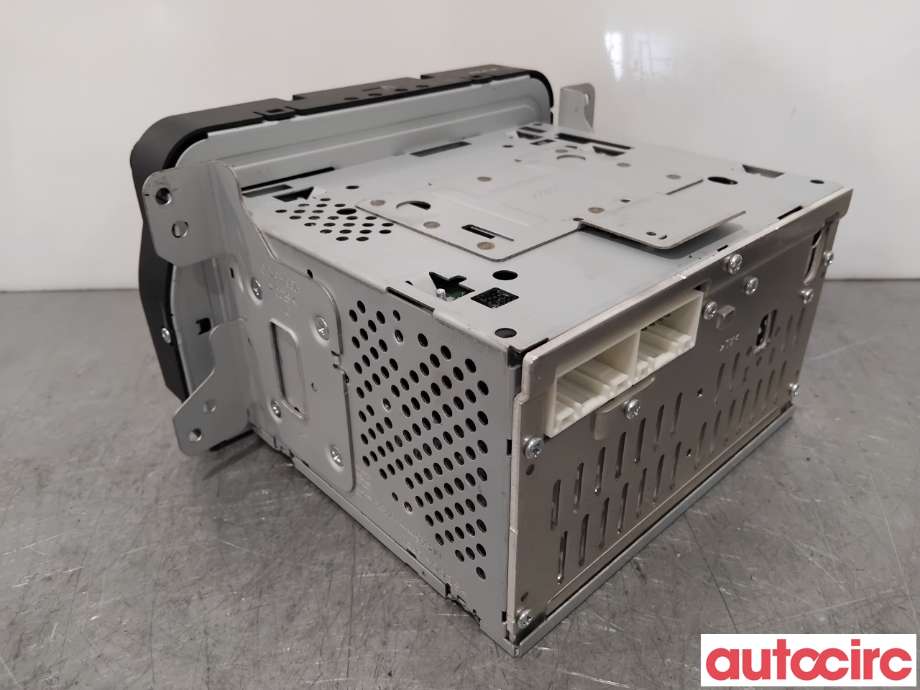 Bilstereo til Kia Cee