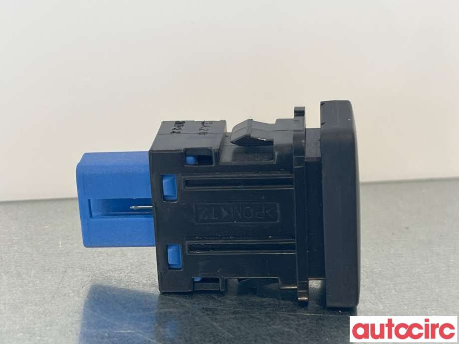 Bryter Antispinn til Mitsubishi Outlander 2012-2015 (Type III, Fase 1)  (MITSUBISHI|8602A050|)