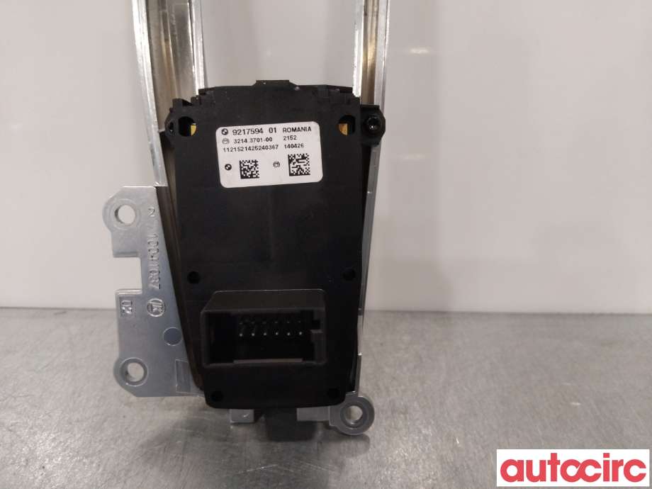 Bryter elektrisk håndbrekk/parkbrems til BMW 5-Serie 2010-2017 (F10/F11) (F10/F11) (BMW|61319877889)