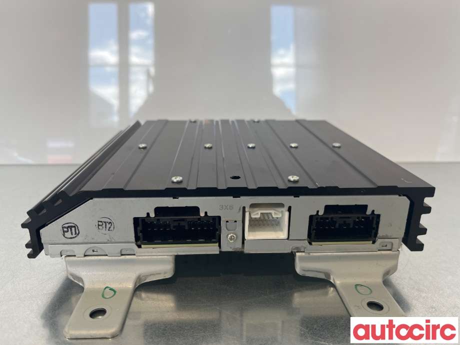 Bilstereo forsterker til Mitsubishi Outlander 2012-2015 (Type III, Fase 1) (MITSUBISHI|8701A409|)