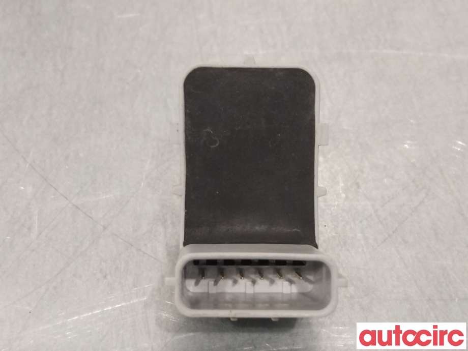Parkeringssensor foran til Kia Soul 2014-2019 (Type II)  (KIA|95720E40009H)