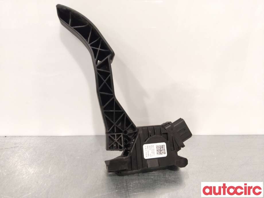 Pedal gass til VW Passat 2015-2019 (Fase 1) (B8) (B8) (VOLKSWAGEN|5Q1723503H)