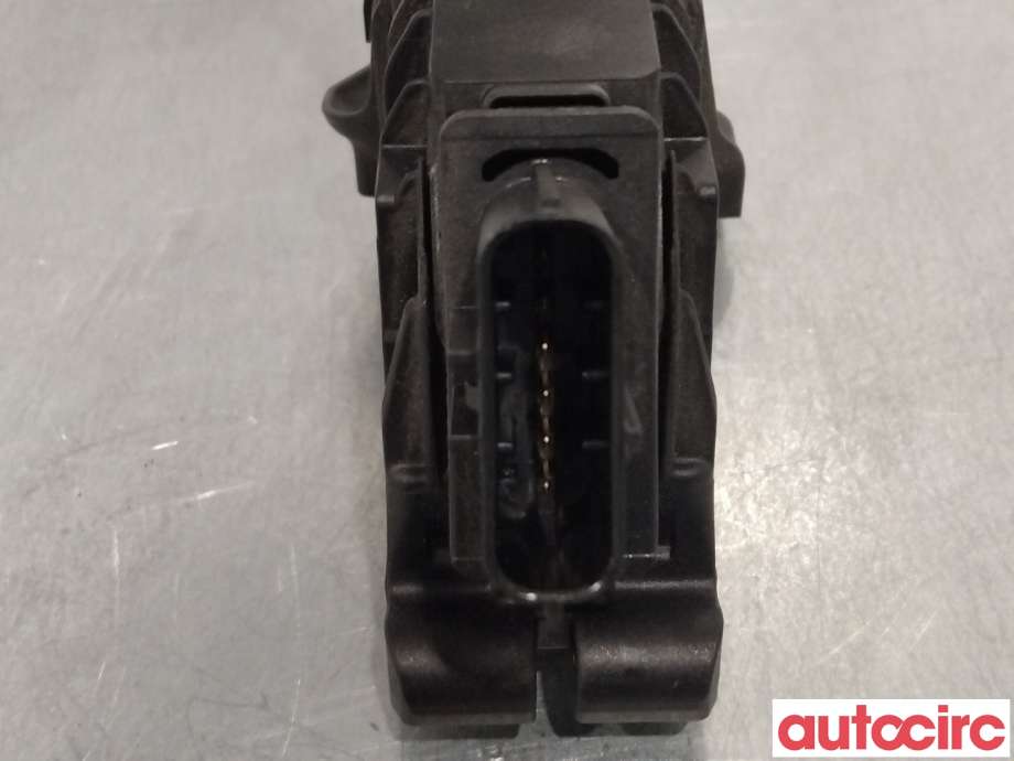 Pedal gass til VW Passat 2015-2019 (Fase 1) (B8) (B8) (VOLKSWAGEN|5Q1723503H)