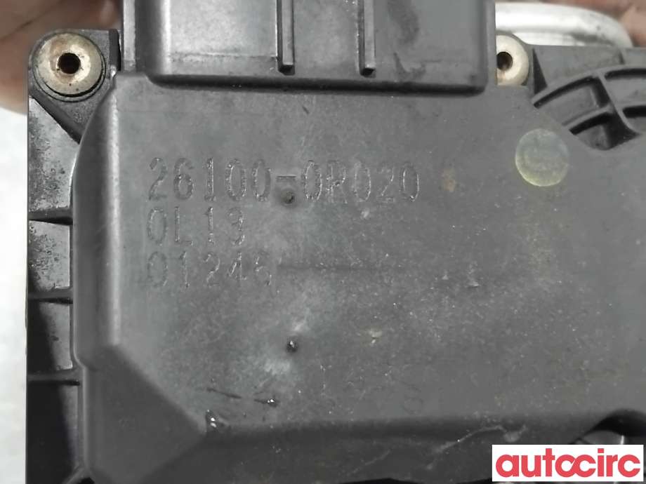 Spjeldhus til Toyota Avensis 2009-2015 (Type III, Fase 1)  (TOYOTA|261000R020||26100-0R020)