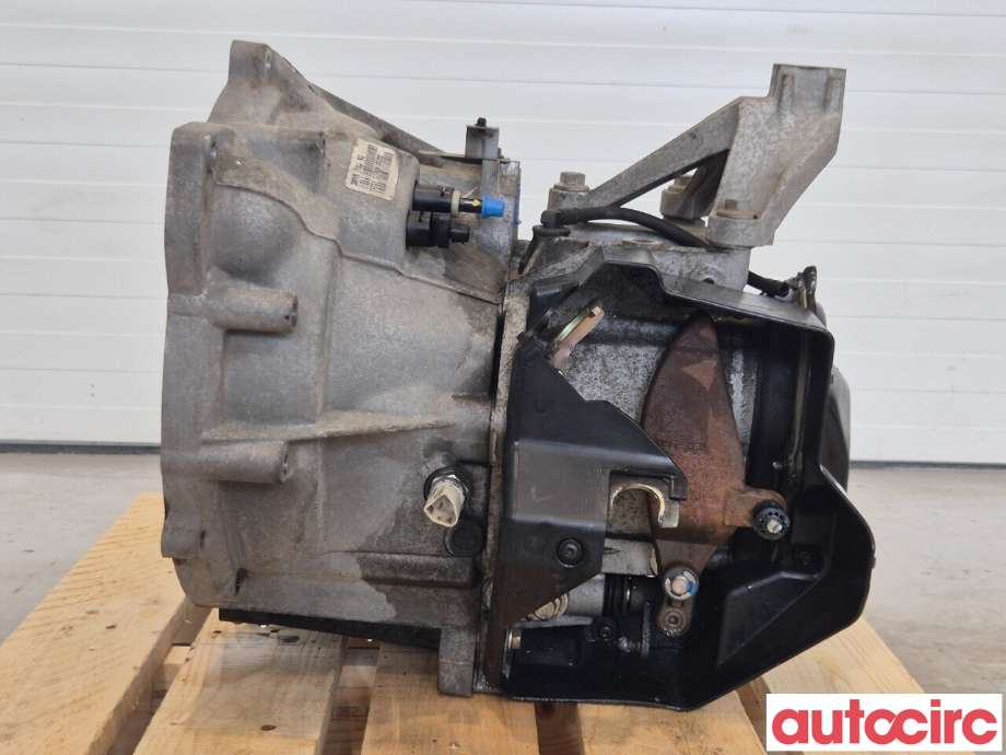 Girkasse manuell til Volvo S40 2004-2007 (Type II, Fase 1) (VOLVO|8252267|)