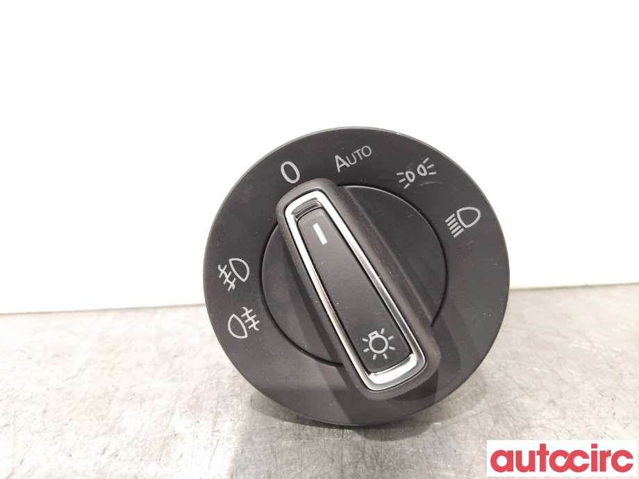 Bryter lys til VW Golf Sportsvan, 2014-2018  (VOLKSWAGEN|5G0941431BD)