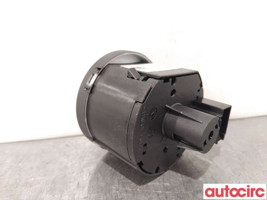 Bryter lys til VW Golf Sportsvan 2014-2018  (VOLKSWAGEN|5G0941431BD|)