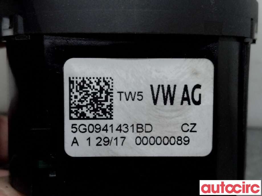 Bryter lys til VW Golf Sportsvan 2014-2018  (VOLKSWAGEN|5G0941431BD|)