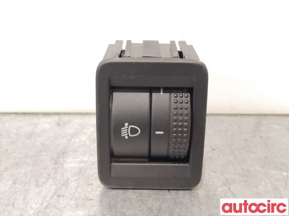Frontlykter til VW Golf Sportsvan, 2014-2018  (VOLKSWAGEN|510941333A)