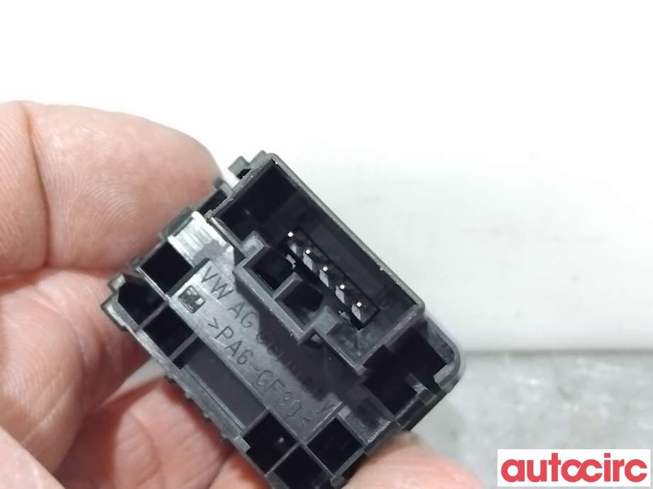 Frontlykter til VW Golf Sportsvan 2014-2018  (VOLKSWAGEN|510941333A|)