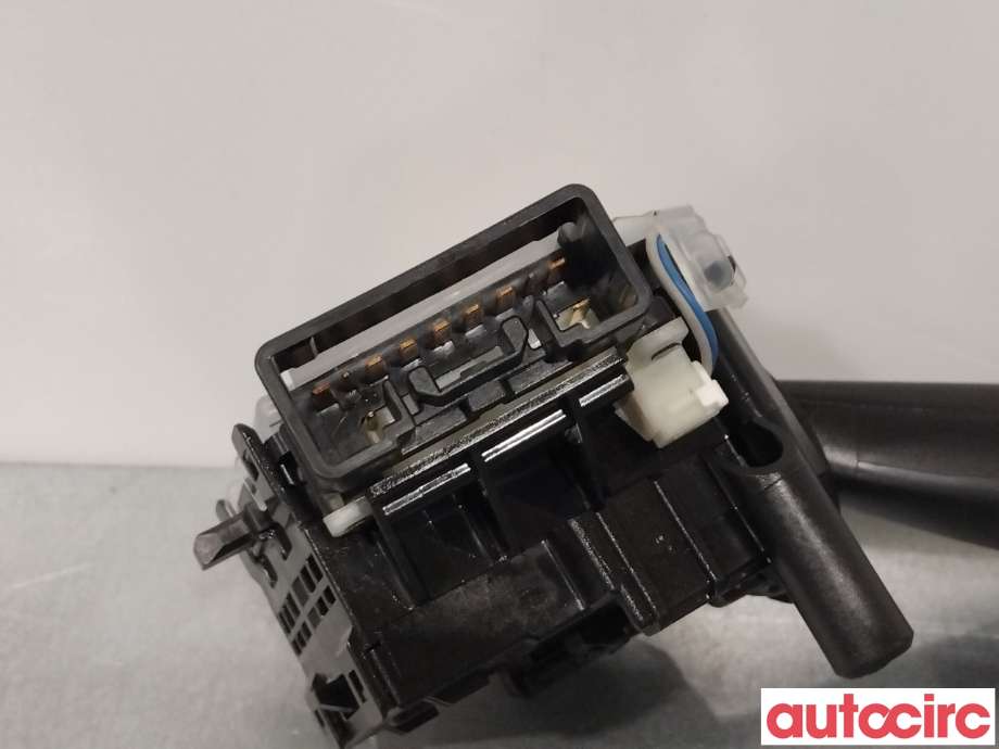 Bryter blink til Suzuki Vitara 2015-->> (Type IV)  (SUZUKI|3721061M50)