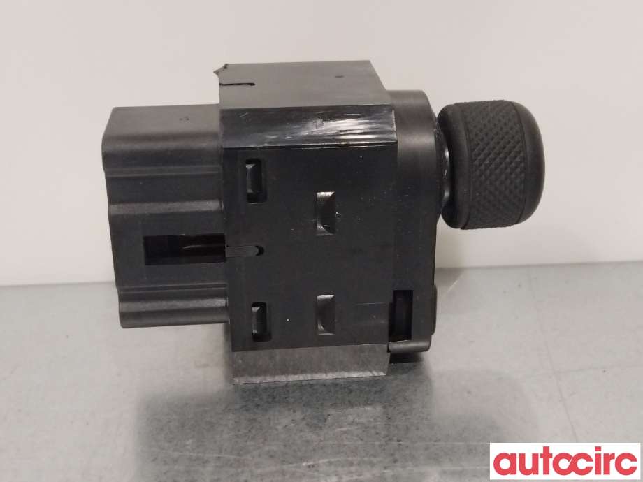 Bryter speil til Suzuki Vitara 2015-->> (Type IV)  (SUZUKI|3795057L10)
