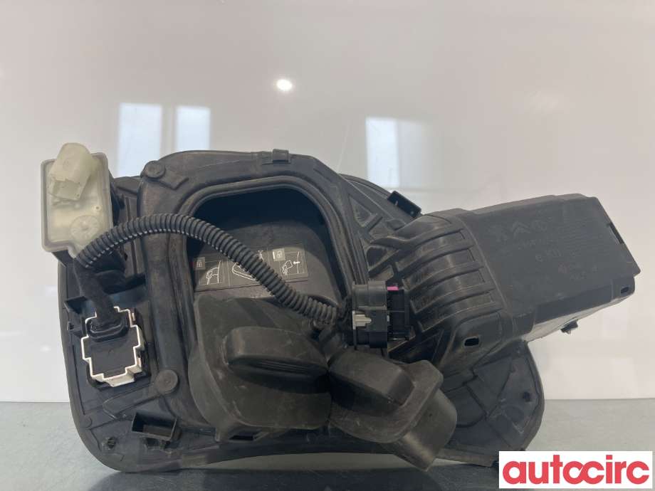 Batterilader inntak/luke til Peugeot Expert 2016-->> (Type III)  (PEUGEOT|9832121580)