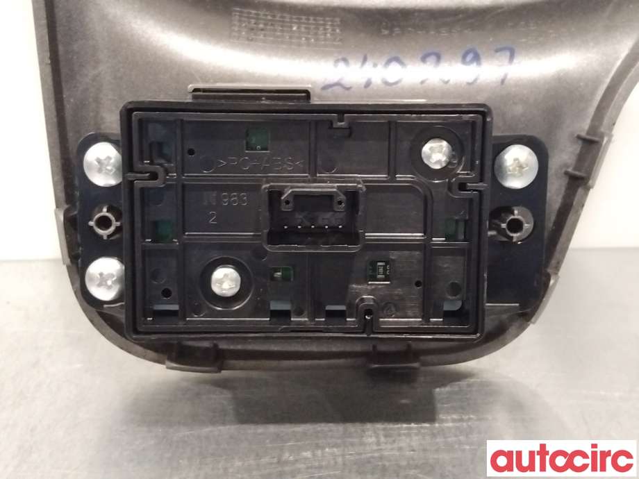 Bryter diverse til Suzuki Vitara 2015-->> (Type IV)  (SUZUKI|3779061M00)