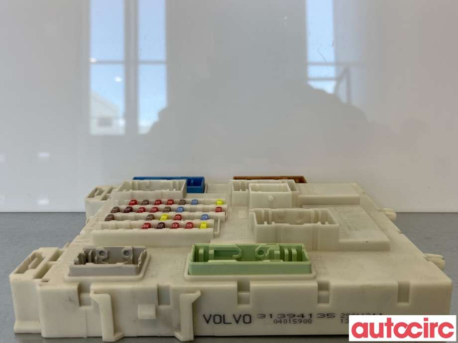 Sikringsboks til Volvo V40 2012-2019  (VOLVO|31394963)