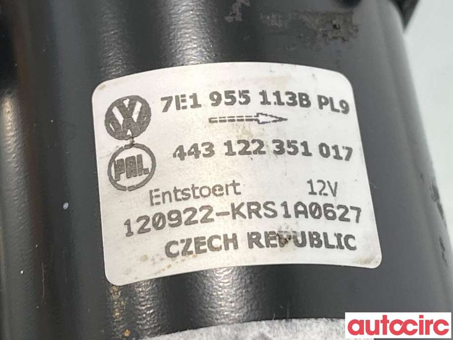 Viskermotor frontrute til VW Transporter / Caravelle 2009-2015 (Fase 2) (T5) (T5) (VOLKSWAGEN|7E1955113B|443122351017|7E1955113G)