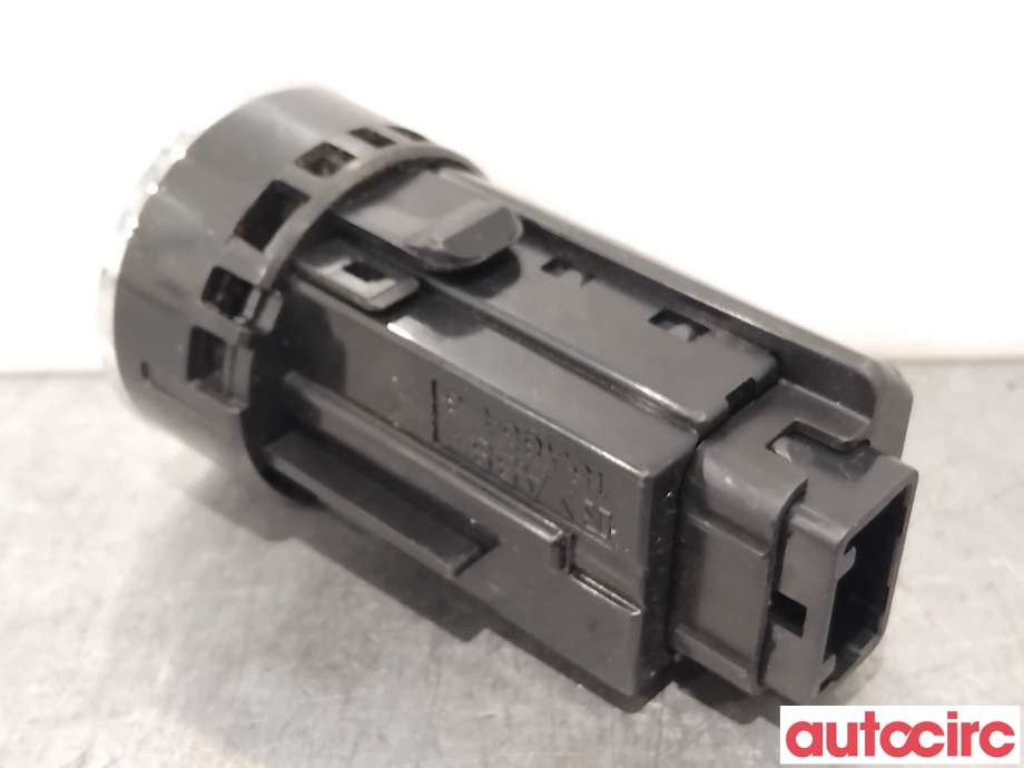 Bryter start/stopp til Subaru Impreza 2008-2012 (Type III)  (SUBARU|83031AG000|)