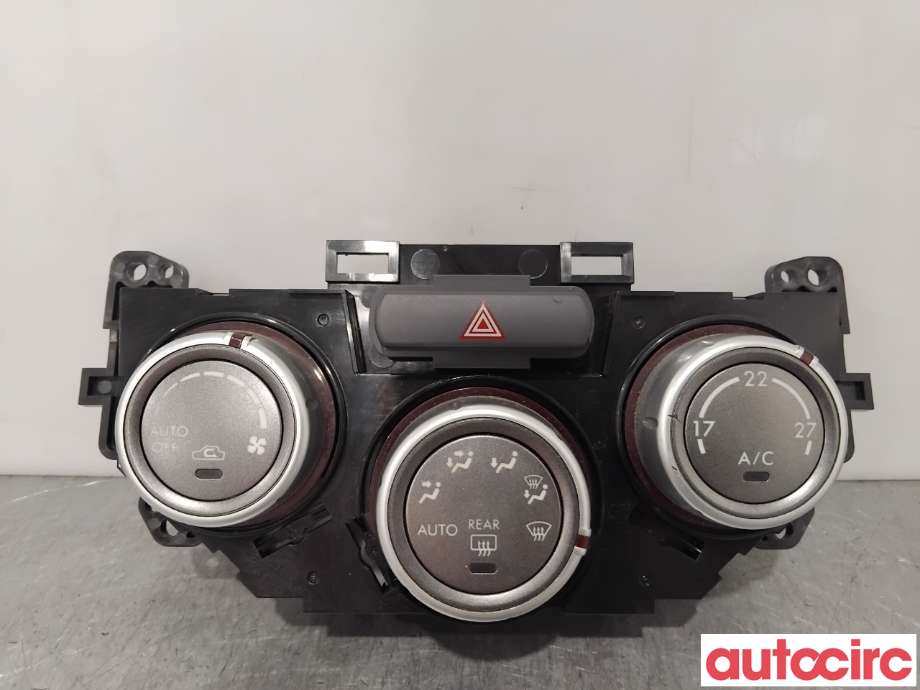 Varmeapparat betjening til Subaru Impreza, 2008-2012 (Type III)  (SUBARU|72311FG031)