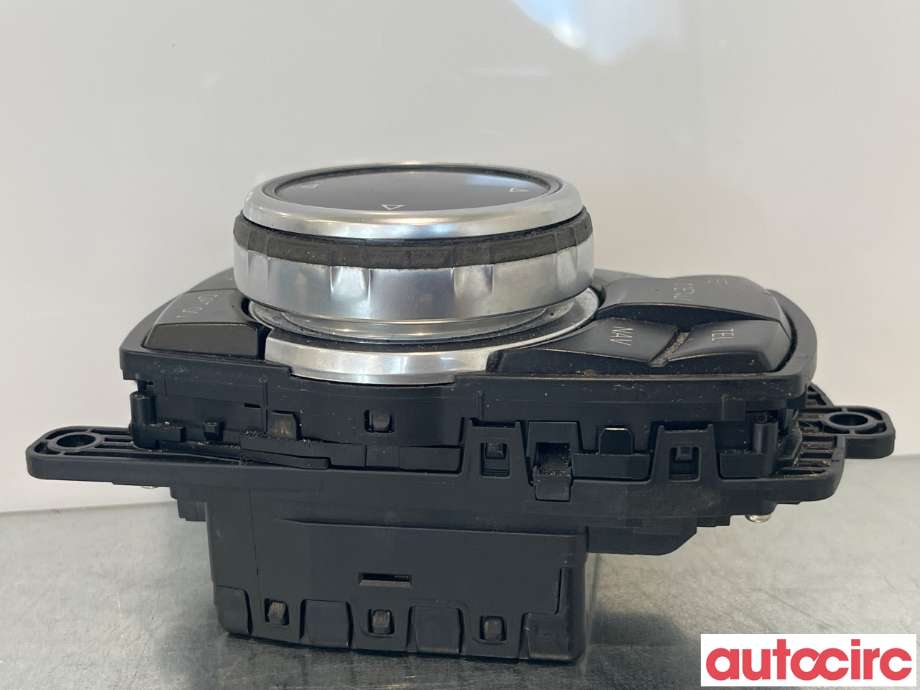 Bilstereo diverse til BMW X5 2013-2018 (F15) (F15) (BMW|65829350723)