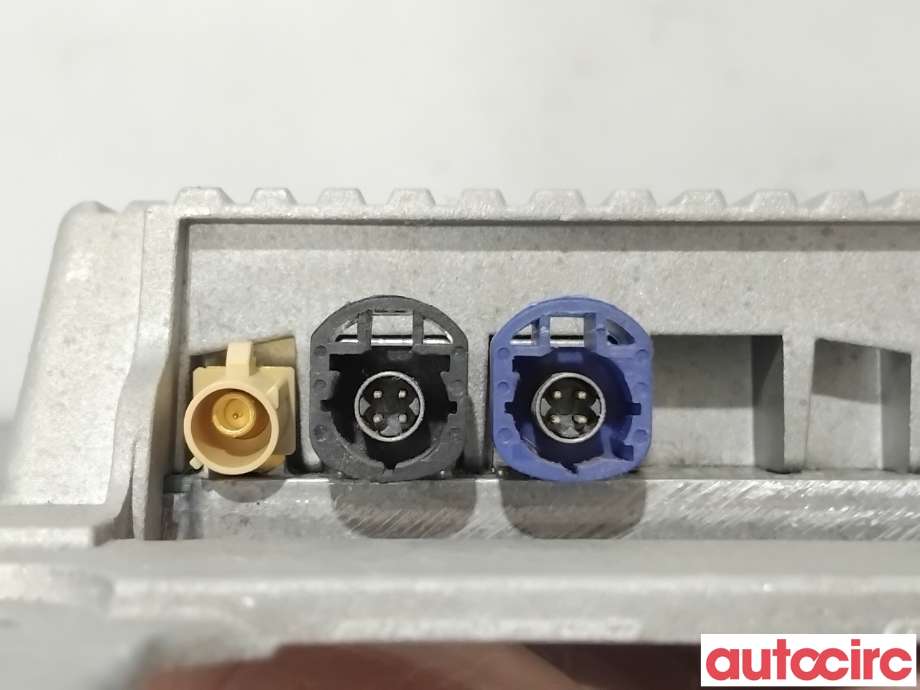 Bilstereo forsterker til BMW 5-Serie 2010-2017 (F10/F11) (F10/F11) (BMW|84109257150|BEB007|8410-9257150)