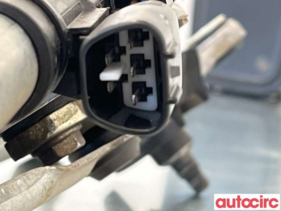 Viskermotor frontrute til Toyota Avensis 2009-2015 (Type III, Fase 1)  (TOYOTA|8501005080|0390241642|85110-05070)
