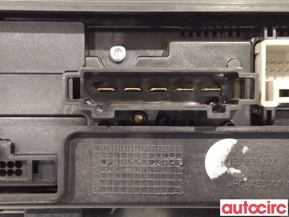 Varmeapparat betjening til VW Transporter / Caravelle 2015-2019 (T6) (T6) (VOLKSWAGEN|7E0907047AF)