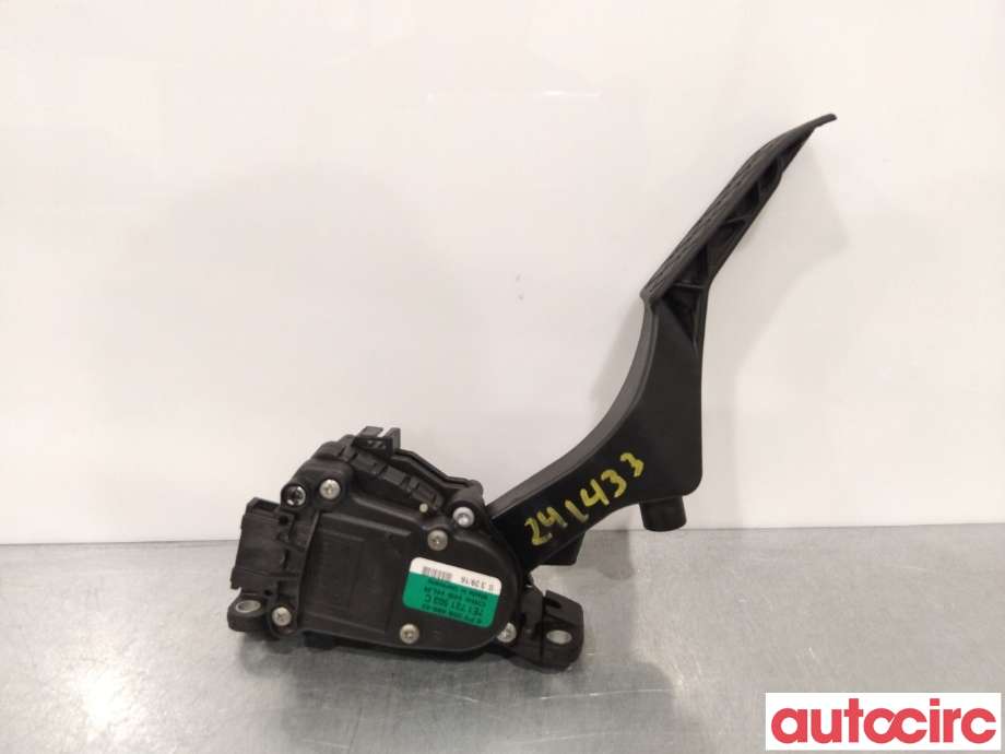 Pedal gass til VW Transporter / Caravelle 2015-2019 (T6) (T6) (VOLKSWAGEN|7E1721503C)