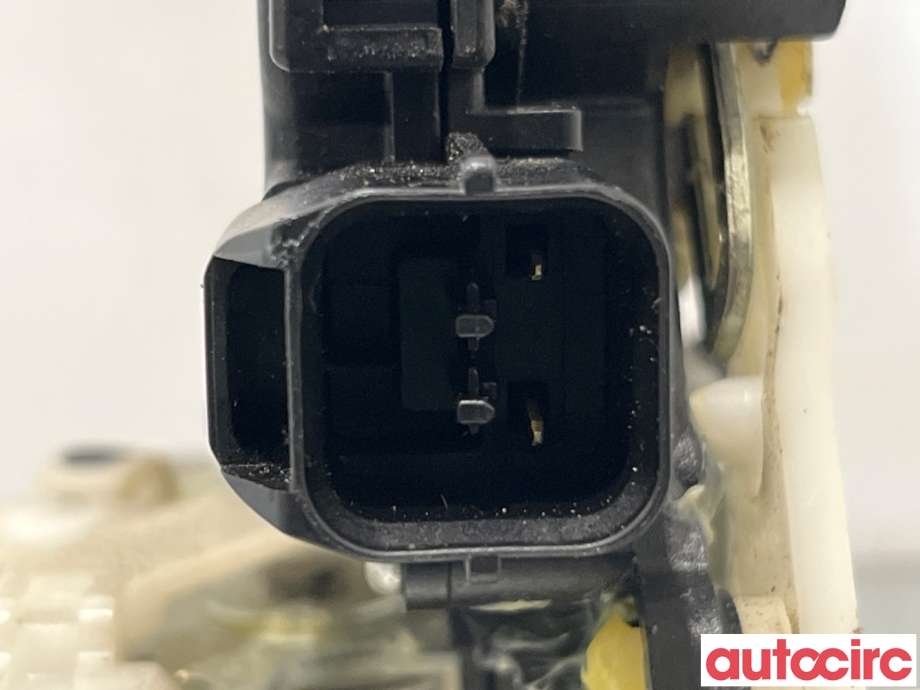 Låsekasse høyre bak til Mitsubishi Lancer 2008-2017  (MITSUBISHI|5745A304|)