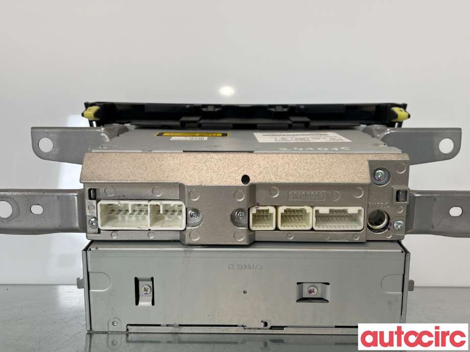 Bilstereo til Toyota RAV4 2006-2009 (Type III, Fase 1)  (TOYOTA|8612042220)