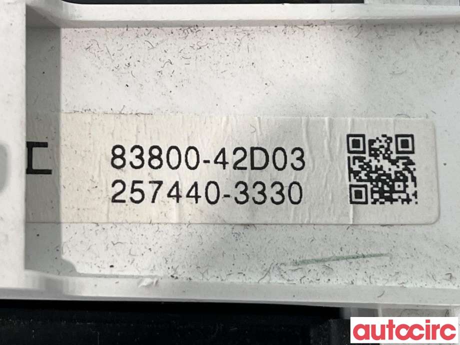 Instrumentpanel til Toyota RAV4 2006-2009 (Type III, Fase 1)  (TOYOTA|8380042D03)