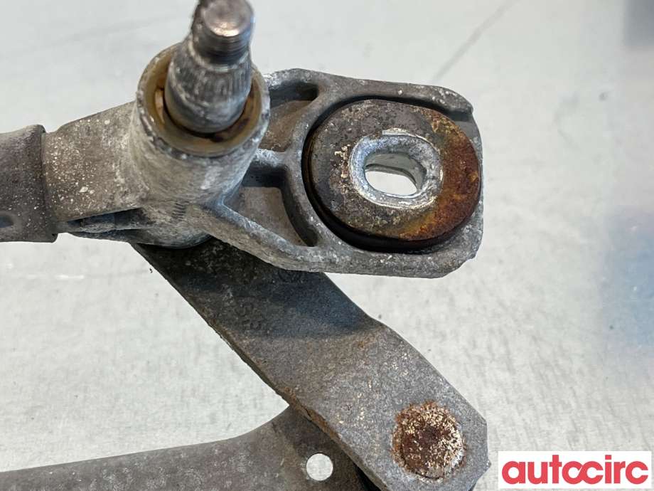 Viskermotor frontrute til Audi A6 2005-2008 (Type III, Fase 1) (C6) (C6) (AUDI|4F1955023K|0390241771)