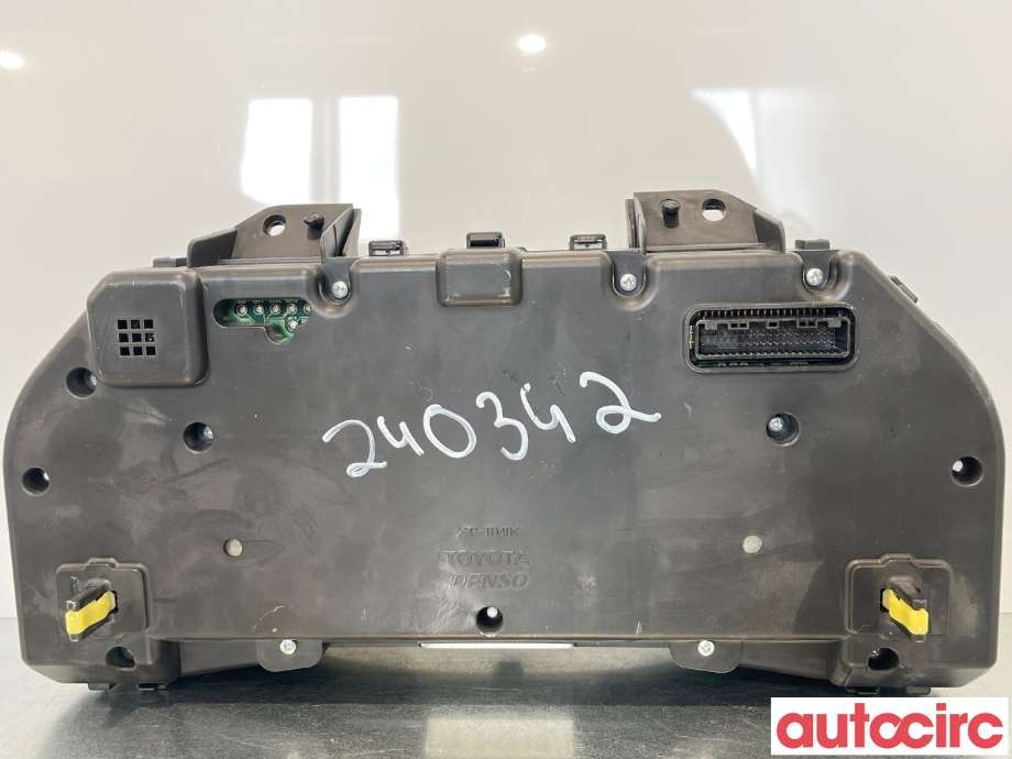 Instrumentpanel til Toyota Avensis 2009-2015 (Type III, Fase 1)  (TOYOTA|8380005K70)