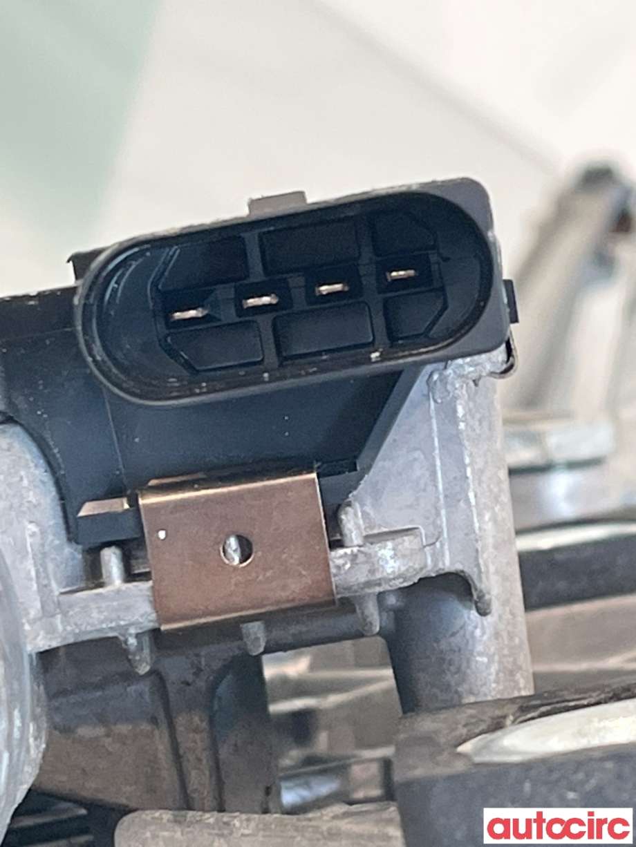 Viskermotor frontrute til Volvo S40 2004-2007 (Type II, Fase 1)  (VOLVO|31253518|3397020756)