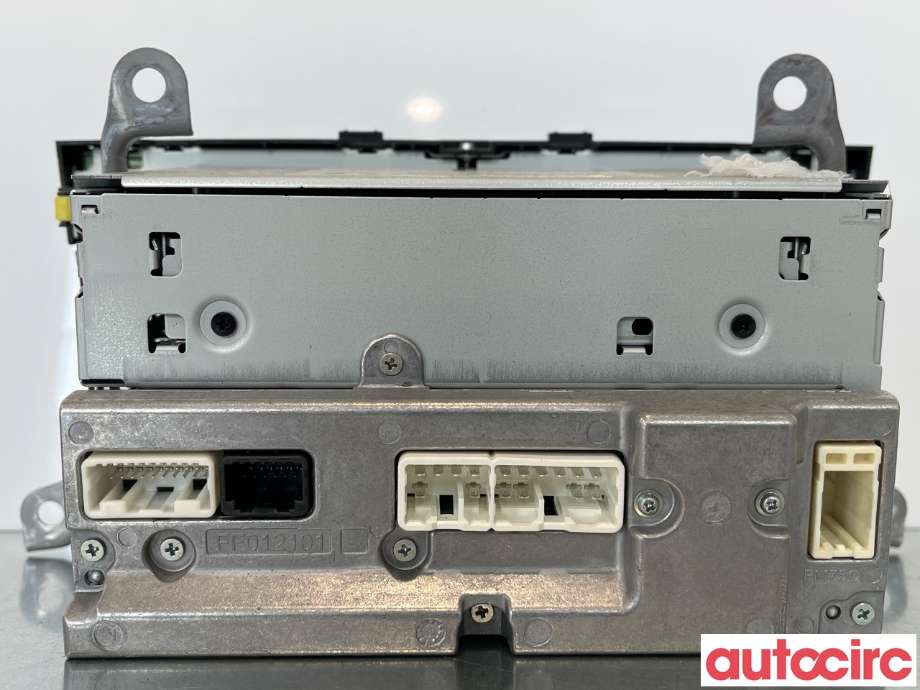 Bilstereo til Toyota Avensis 2009-2015 (Type III, Fase 1)  (TOYOTA|8612005140)
