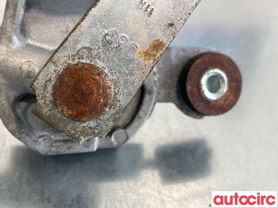 Viskermotor frontrute til Subaru Forester 2008-2013 (Type III) (SUBARU|86510SC010|159300-1843|86510SC011)