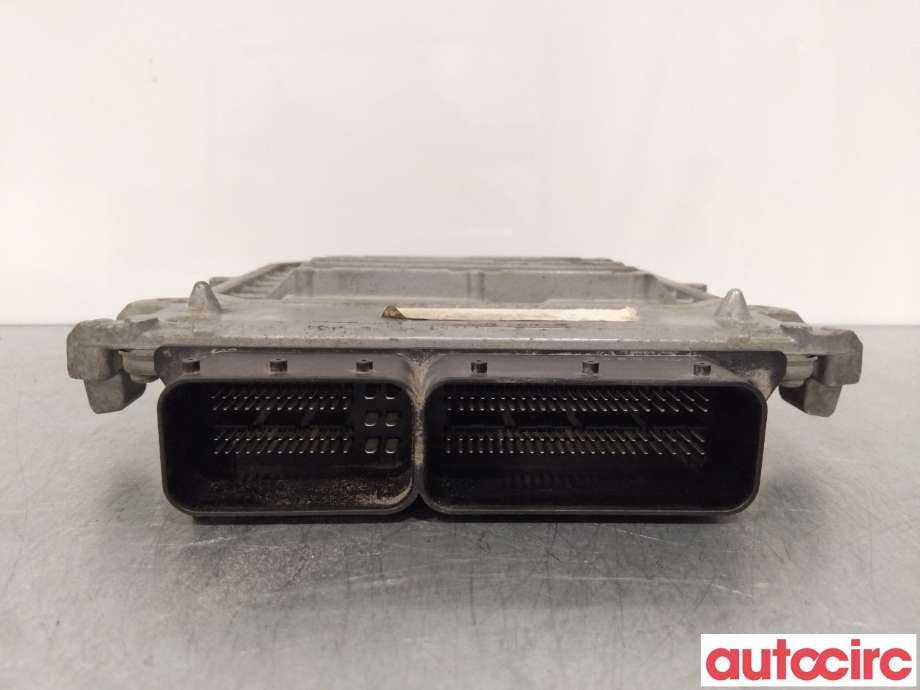 Styreenhet motor til Mercedes A-Klasse 2012-2018 (W176) (W176) (MERCEDES|A2709000900)