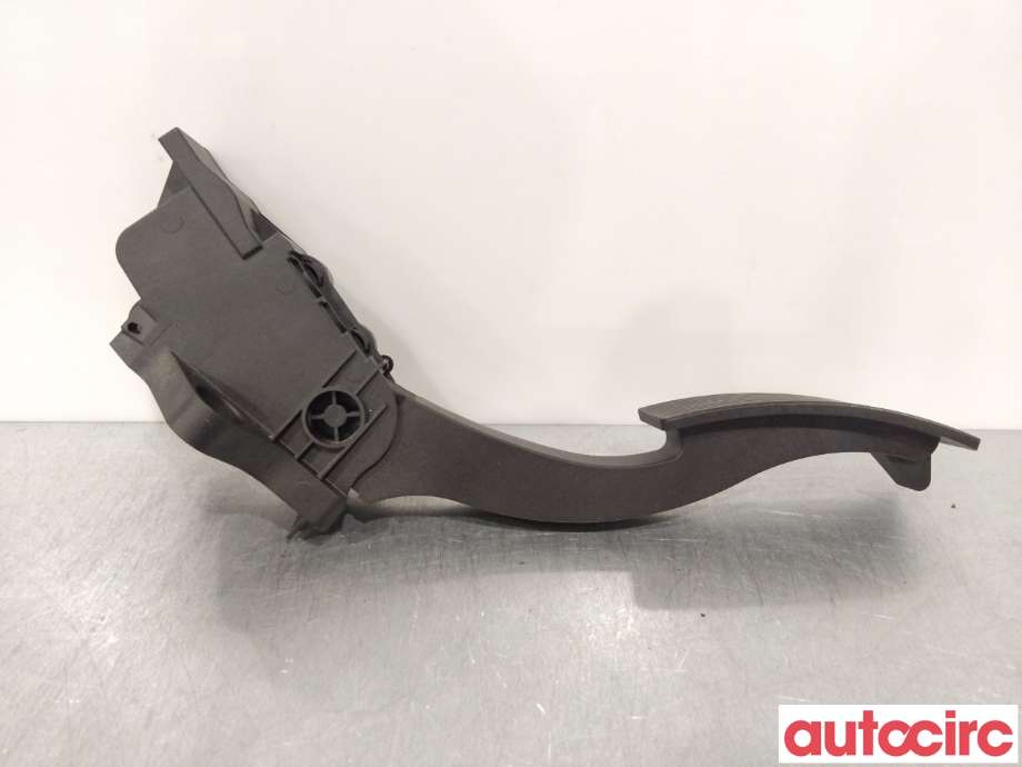 Pedal gass til Mercedes A-Klasse 2012-2018 (W176) (W176) (MERCEDES|A2463001404)