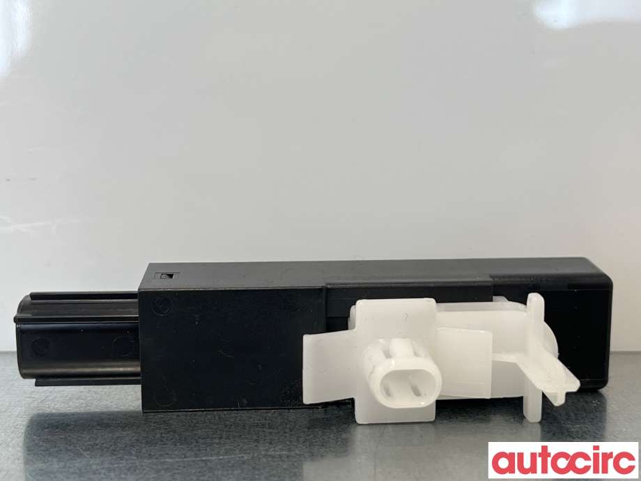 Antenne forsterker til Mazda CX-5 2012-2017 (Type I) (MAZDA|KD45676NXA)