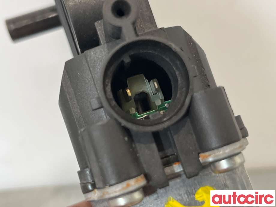 Ruteheis høyre bak til Hyundai Ix35 2010-2015  (HYUNDAI|834602S000|402353B|)