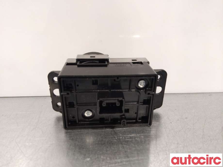 Bryter diverse til Suzuki SX4 S-CROSS 2013-->> (Type II)  (SUZUKI|3779061M00)